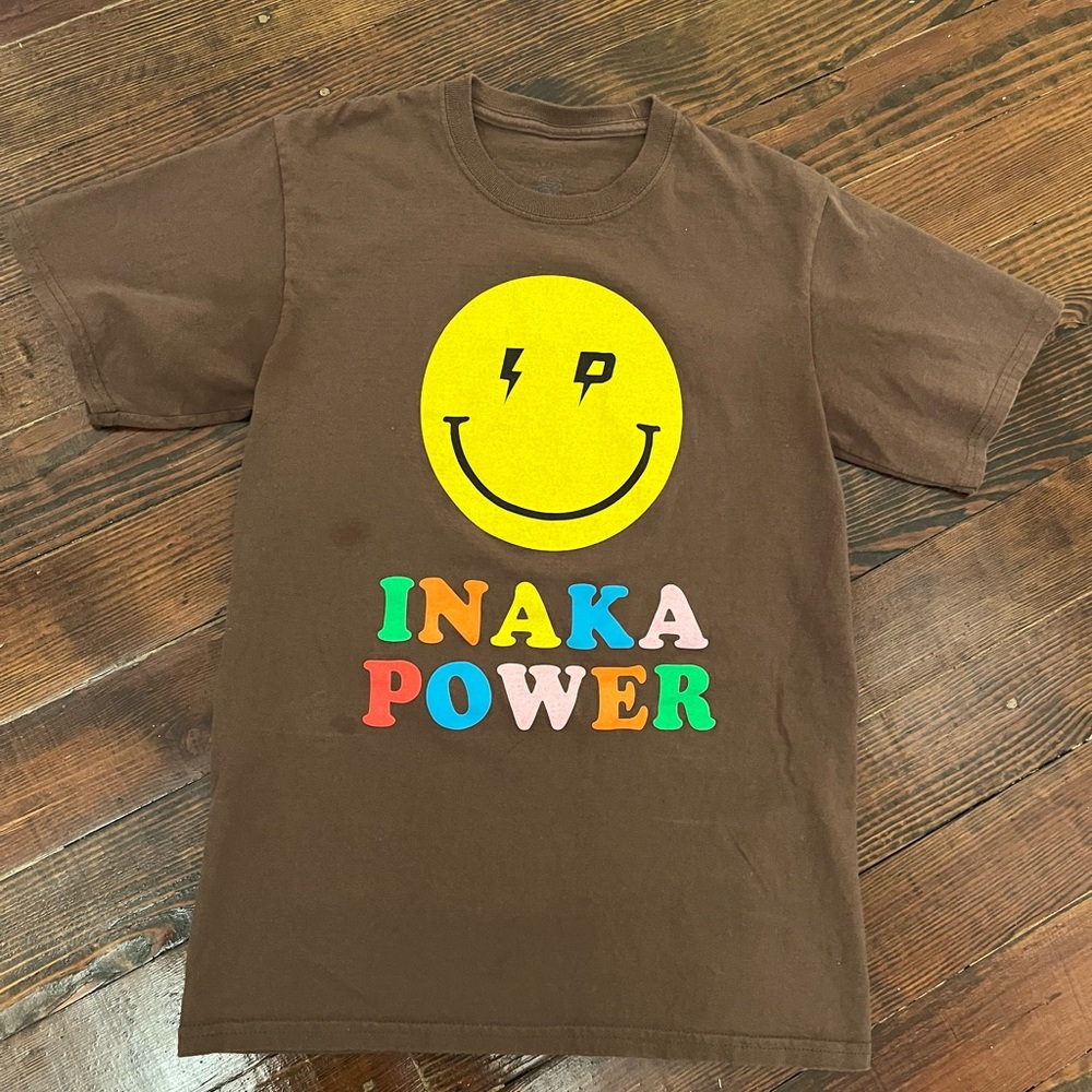 Inaka Power Smiley Face Short Sleeve Tee Shirt